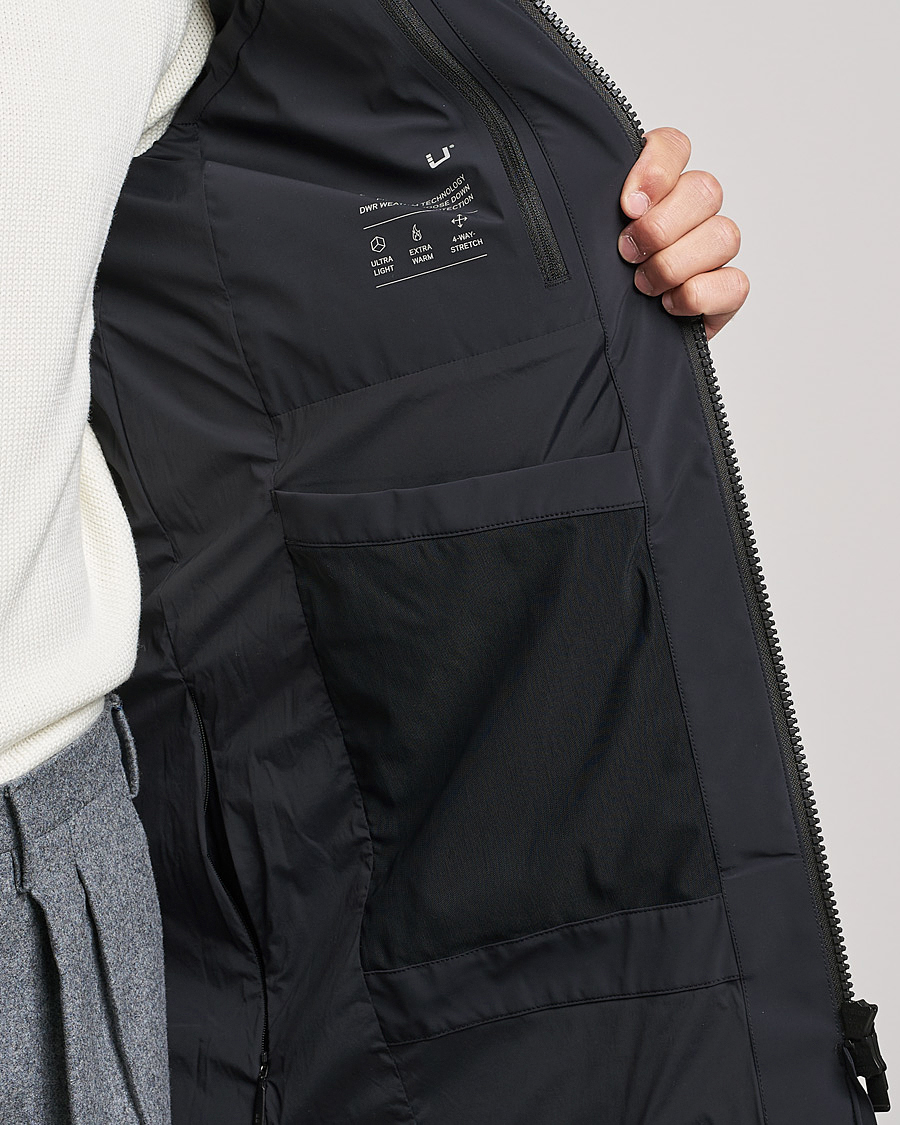 Mies | Takit | UBR | Titan Lightweight Parka Black