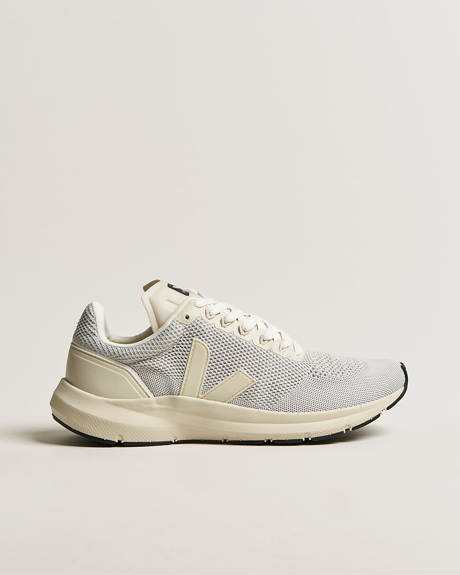 Mies | Veja Marlin V-Knit Running Sneaker Chalk Pierre | Veja | Marlin V-Knit Running Sneaker Chalk Pierre