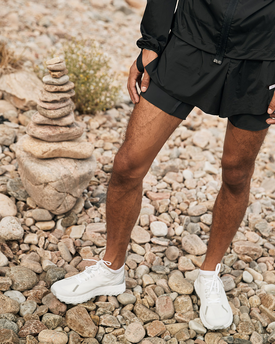 Mies | Shortsit | Satisfy | TechSilk Shorts Black