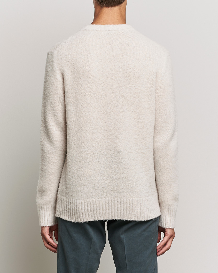 Mies | Puserot | Piacenza Cashmere | Brushed Wool Crew Neck Beige