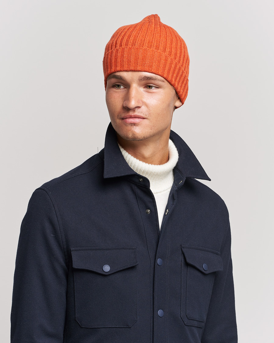Mies | Piacenza Cashmere Ribbed Cashmere Beanie Orange | Piacenza Cashmere | Ribbed Cashmere Beanie Orange