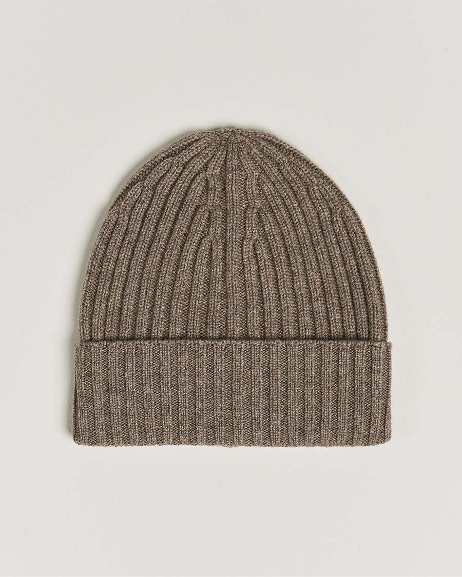 Mies | Piacenza Cashmere Ribbed Cashmere Beanie Taupe | Piacenza Cashmere | Ribbed Cashmere Beanie Taupe