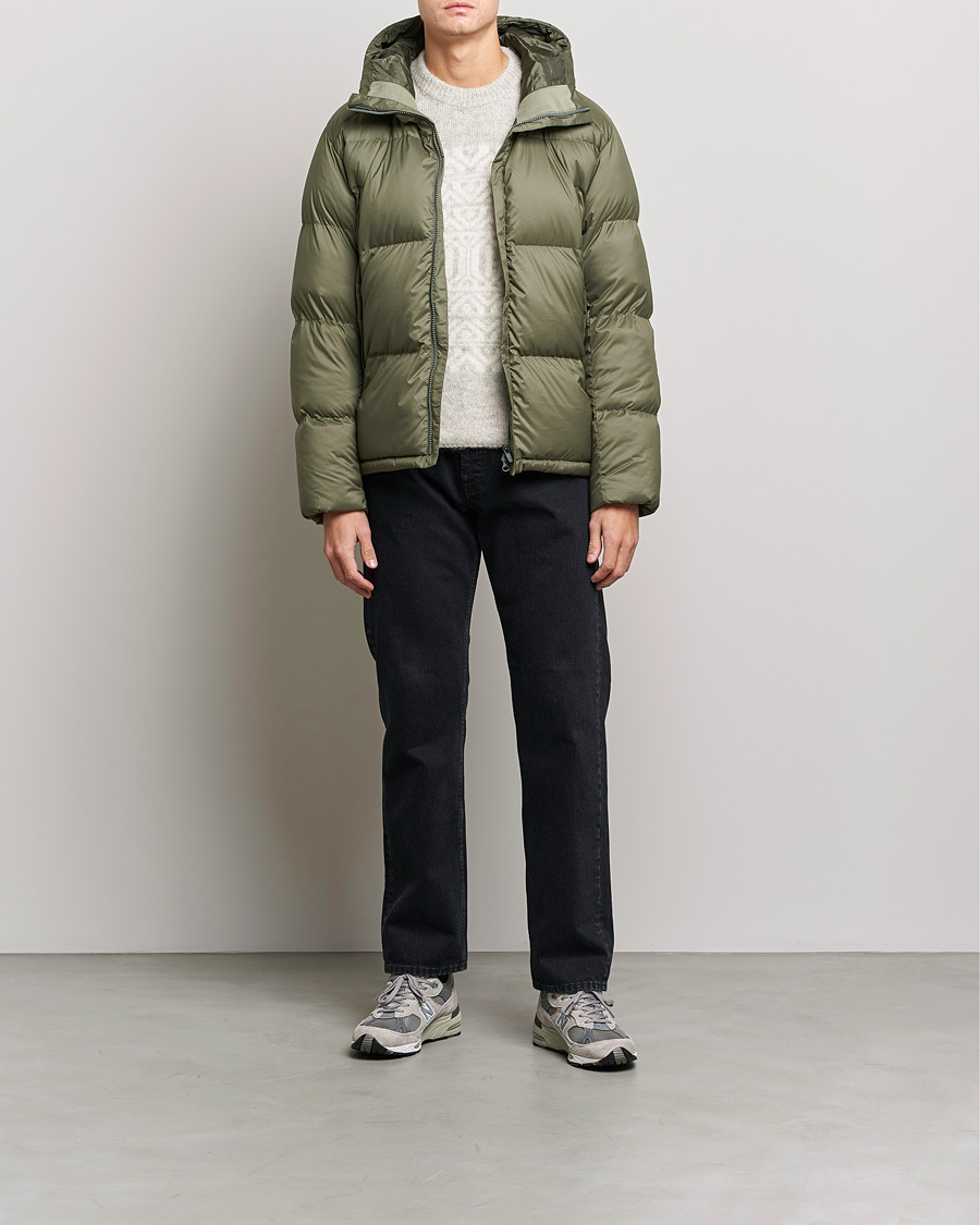 Mies | Takit | Snow Peak | Recycled Light Down Jacket Olive