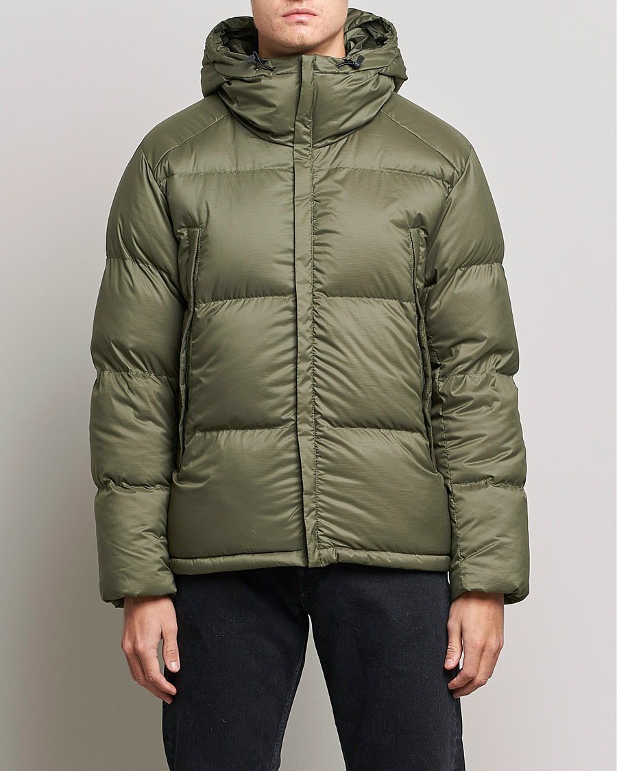 Mies | Takit | Snow Peak | Recycled Light Down Jacket Olive