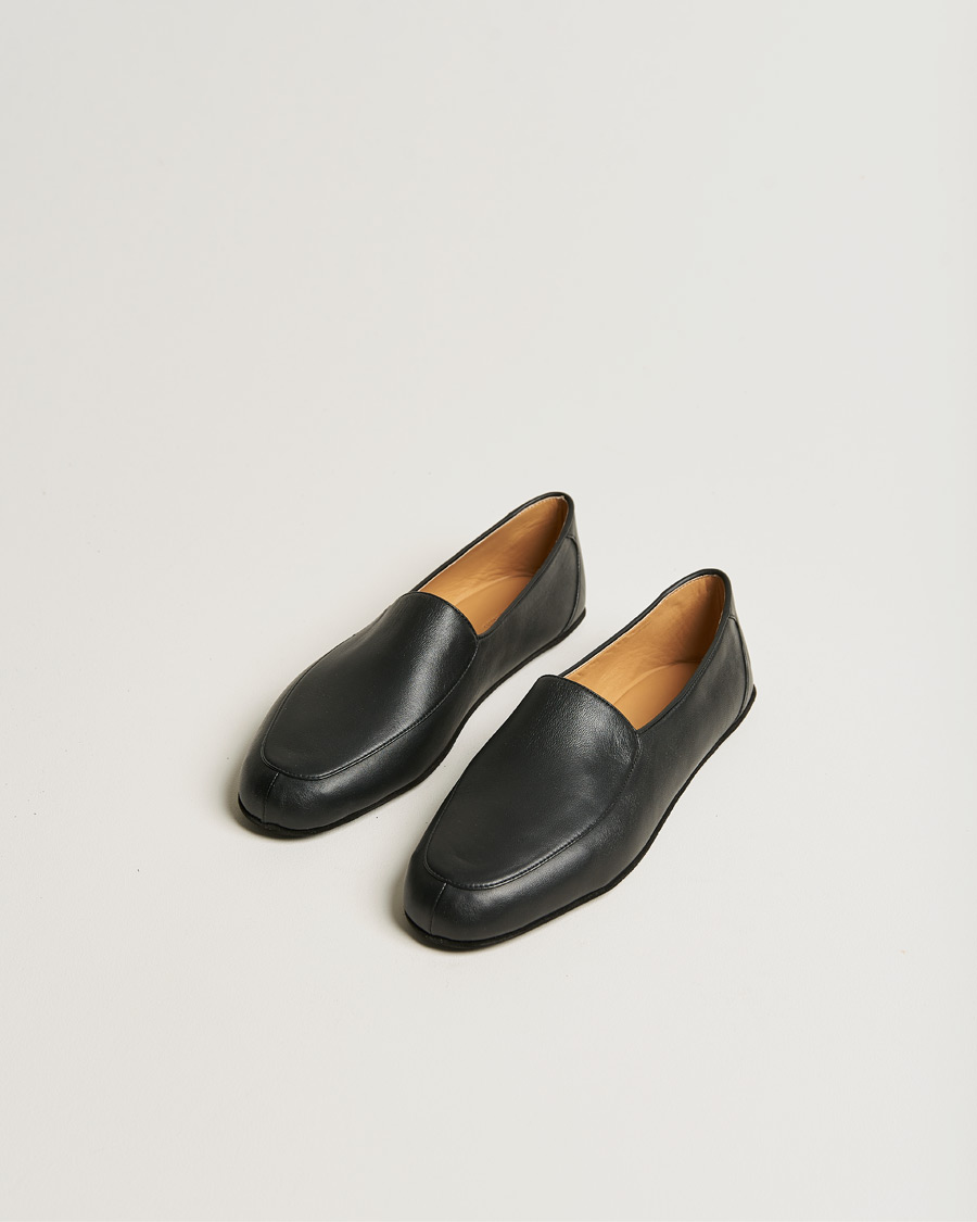 Mies | John Lobb Hampton Travel Slipper Black Lamb Leather | John Lobb | Hampton Travel Slipper Black Lamb Leather