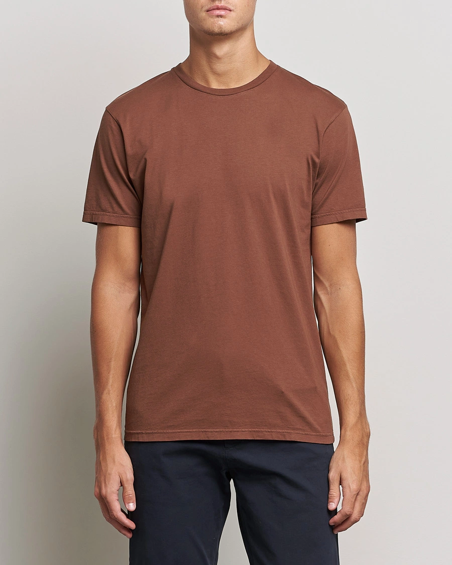 Mies | Lyhythihaiset t-paidat | Colorful Standard | Classic Organic T-Shirt Cinnamon Brown