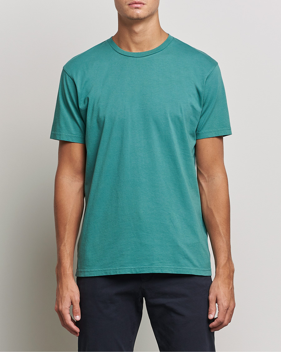 Mies | T-paidat | Colorful Standard | Classic Organic T-Shirt Pine Green