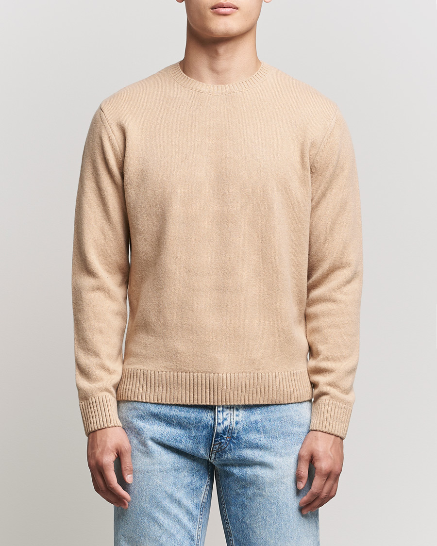 Mies | Puserot | Colorful Standard | Classic Merino Wool Crew Neck Honey Beige