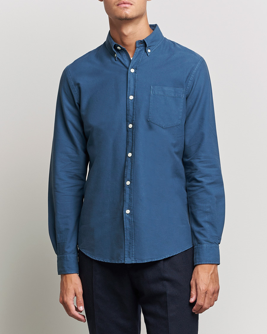 Mies | Kauluspaidat | Colorful Standard | Classic Organic Oxford Button Down Shirt Petrol Blue