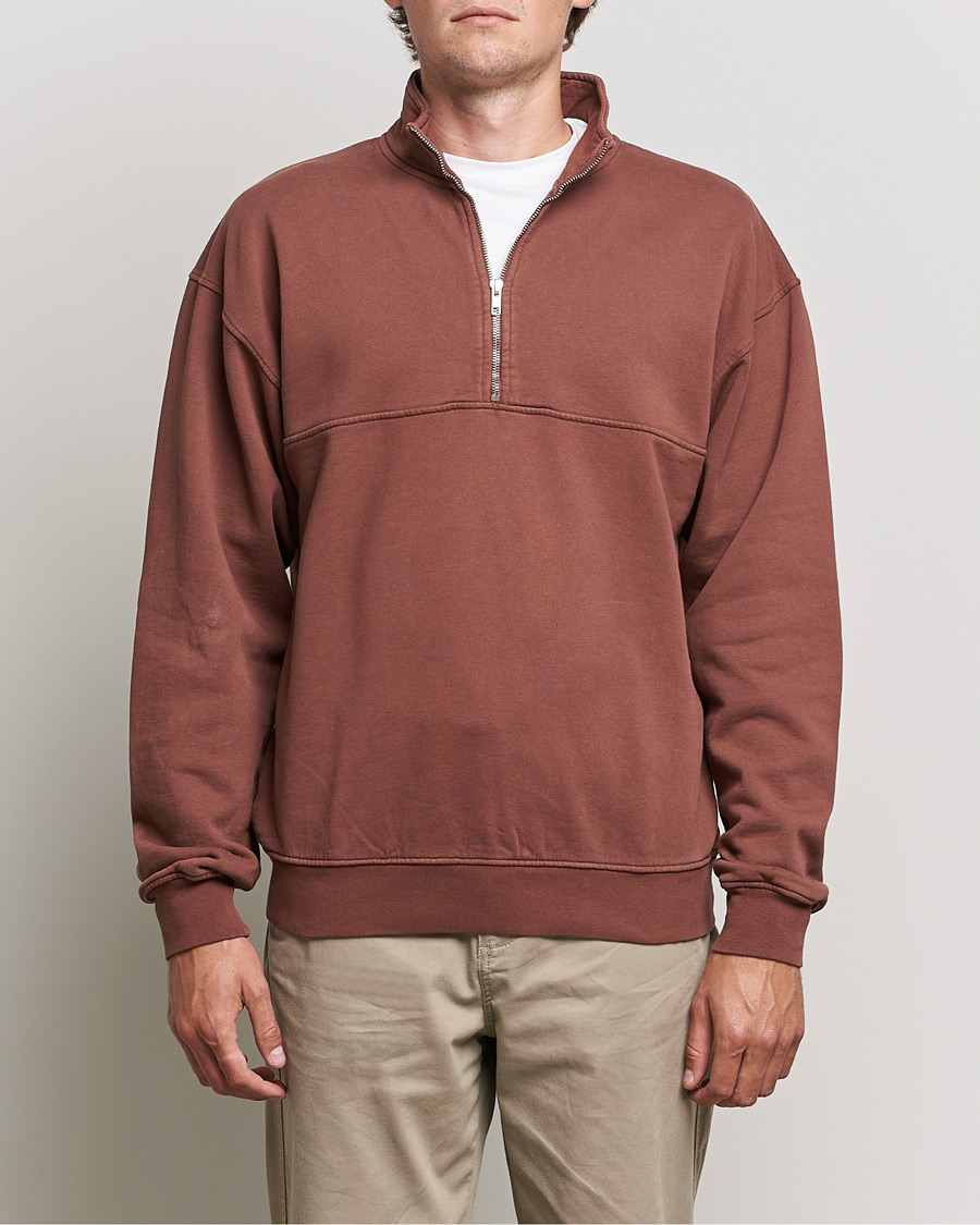 Mies | Puserot | Colorful Standard | Classic Organic Half-Zip Cinnamon Brown