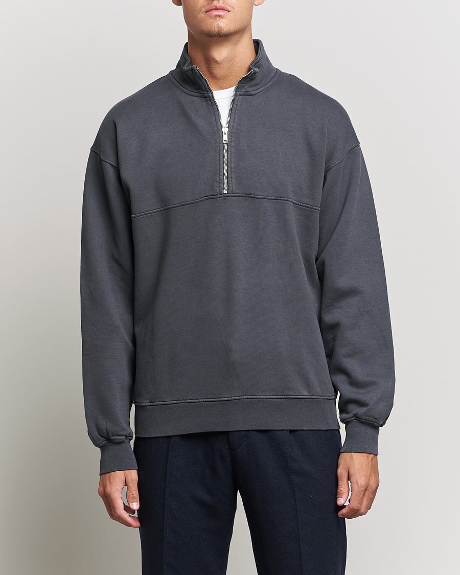 Mies | Wardrobe Basics | Colorful Standard | Classic Organic Half-Zip Lava Grey