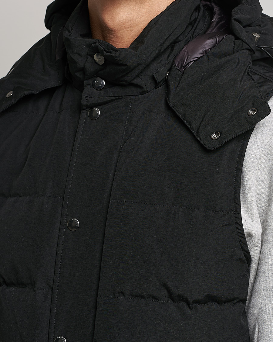 Mies | Takit | Woolrich | Aleutian Detachable Hooded Vest Black