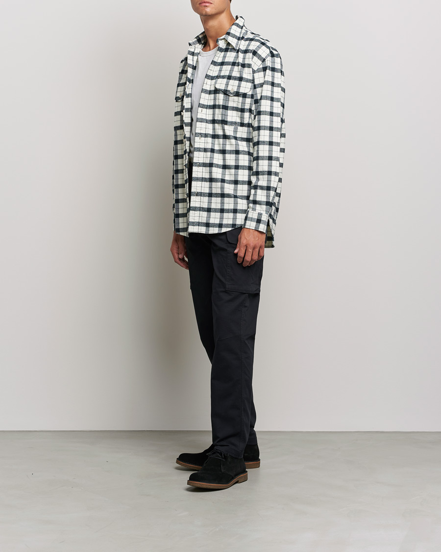 Mies | Kauluspaidat | Filson | Alaskan Guide Shirt Cream Black