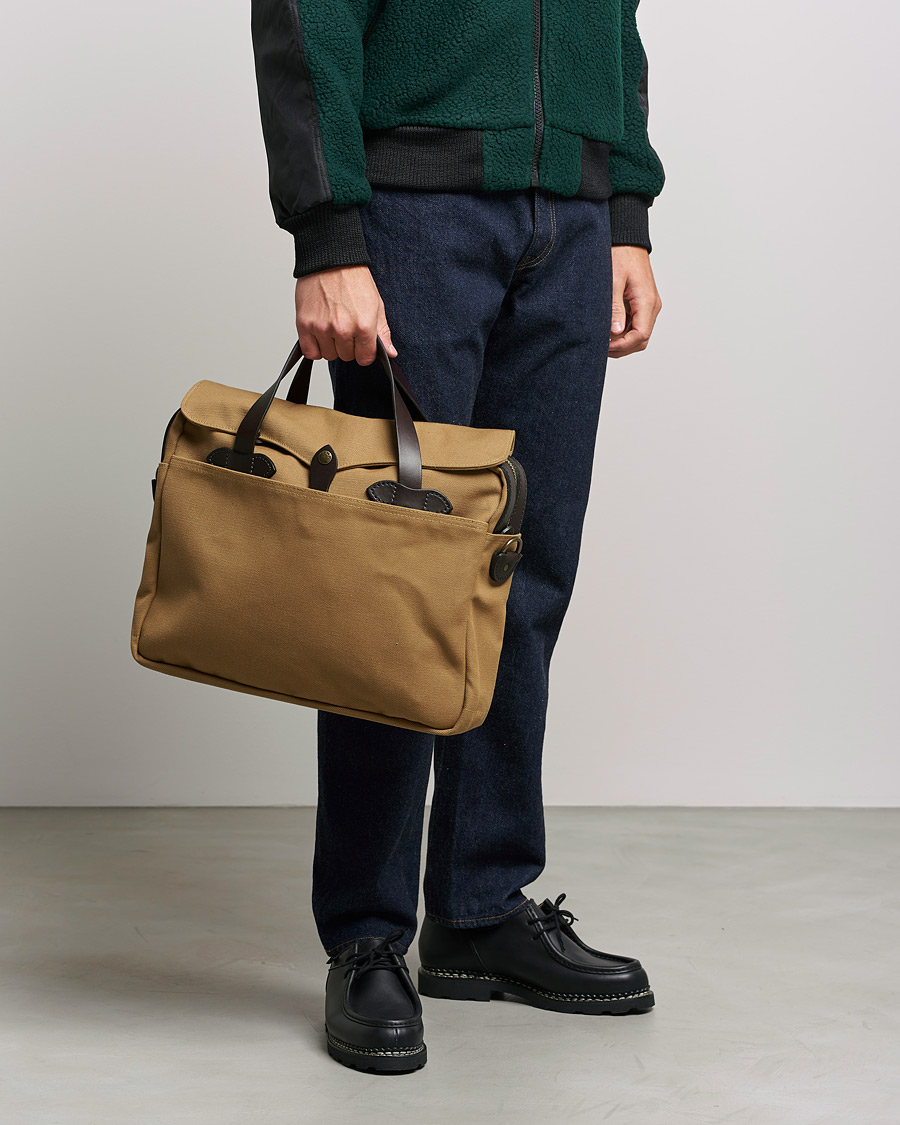 Mies | Laukut | Filson | FilsonOriginal BriefcaseTan