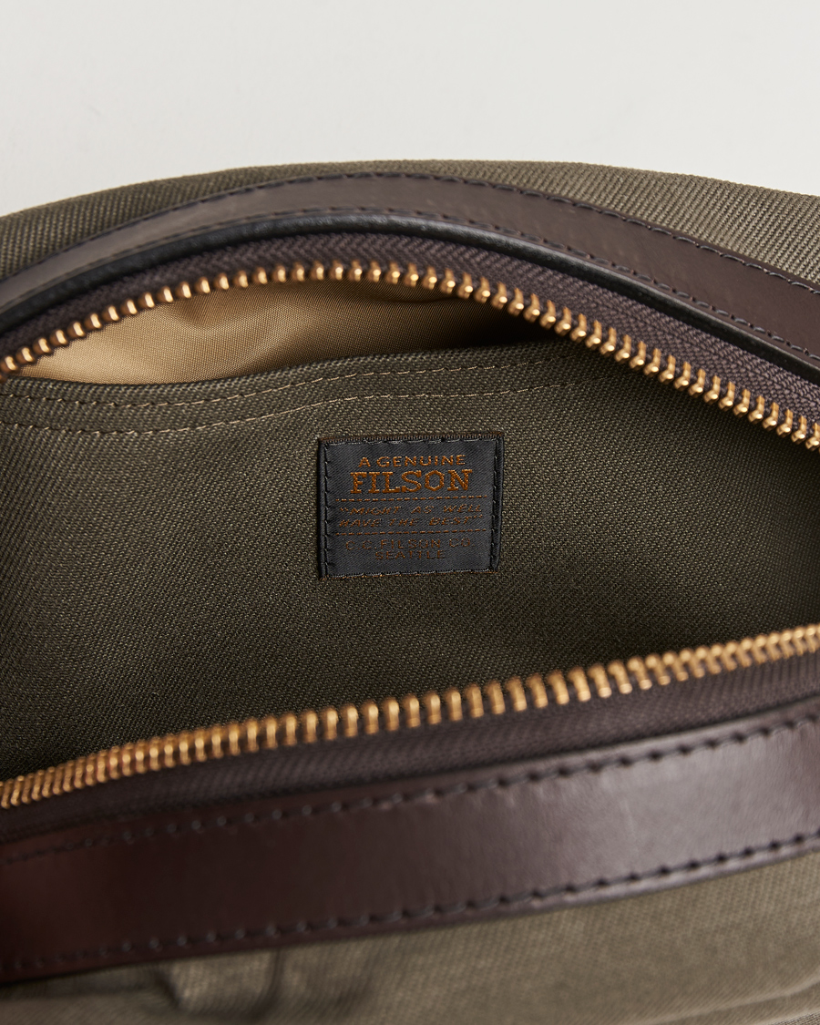 Mies | Laukut | Filson | Rugged Twill Travel Kit Otter Green