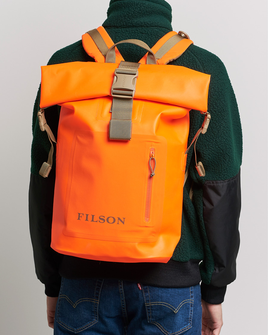 Mies |  | Filson | Dry Backpack Flame