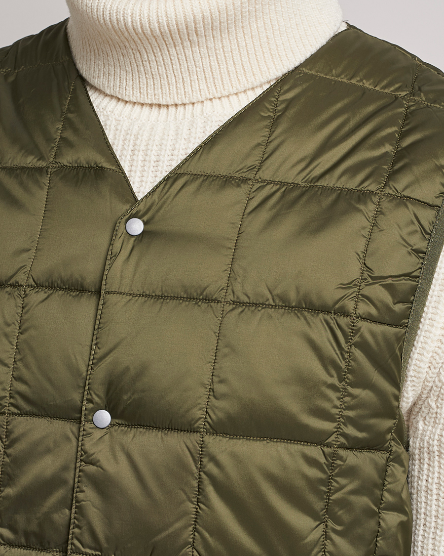 Mies | Takit | TAION | V-Neck Lightweight Down Vest Dark Olive