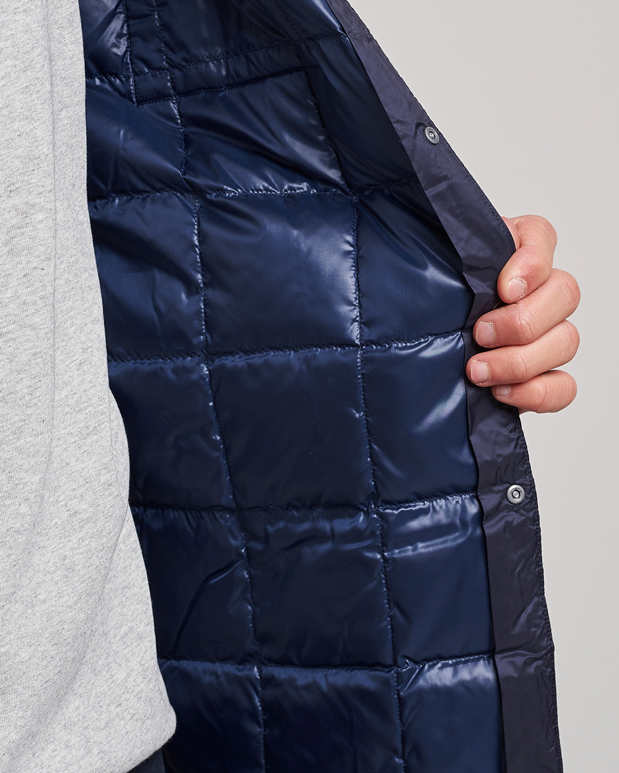 Mies | Kauluspaidat | TAION | Lightweight Down Shirt Navy