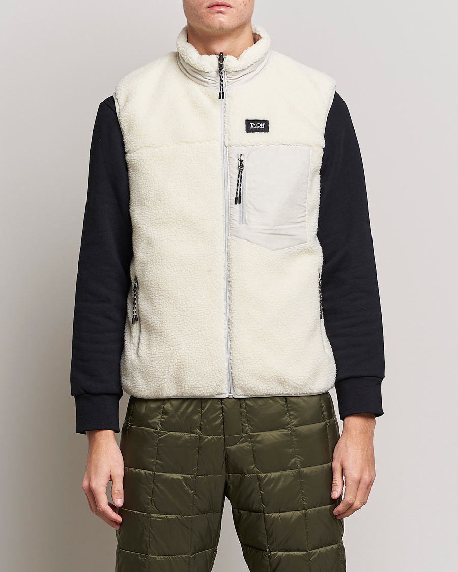 Mies | Takit | TAION | Reversible Fleece Vest Ice Grey/Ivory