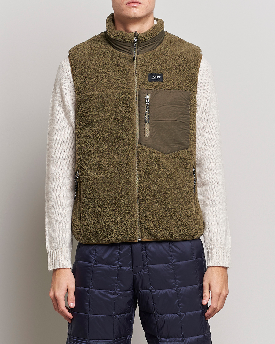 Mies | Takit | TAION | Reversible Fleece Vest Olive/Dark Olive