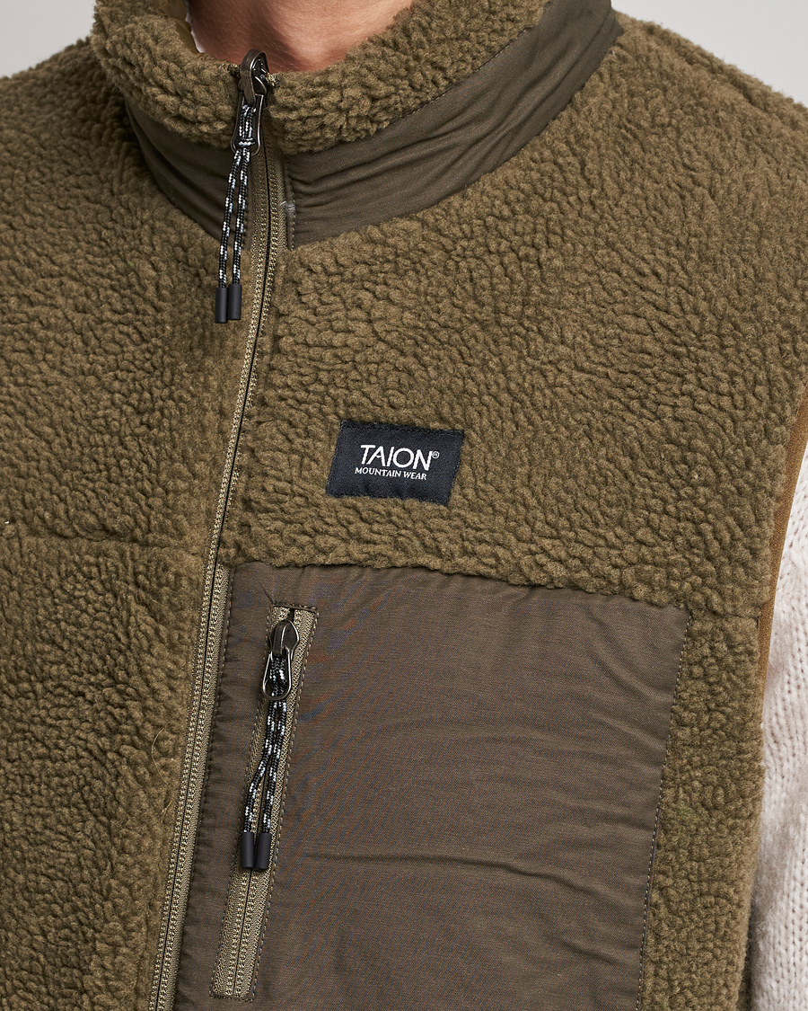 Mies | Takit | TAION | Reversible Fleece Vest Olive/Dark Olive