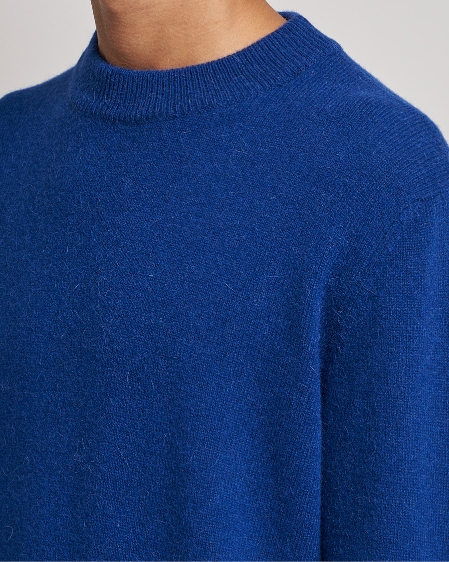 Mies | Puserot | Sunflower | Moon Alpaca Sweater Electric Blue