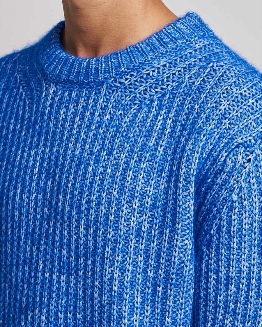 Mies | Puserot | Sunflower | Field Sweater Electric Blue