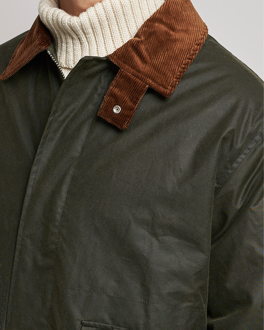 Mies | Takit | Sunflower | Waxed Short Jacket Dark Olive