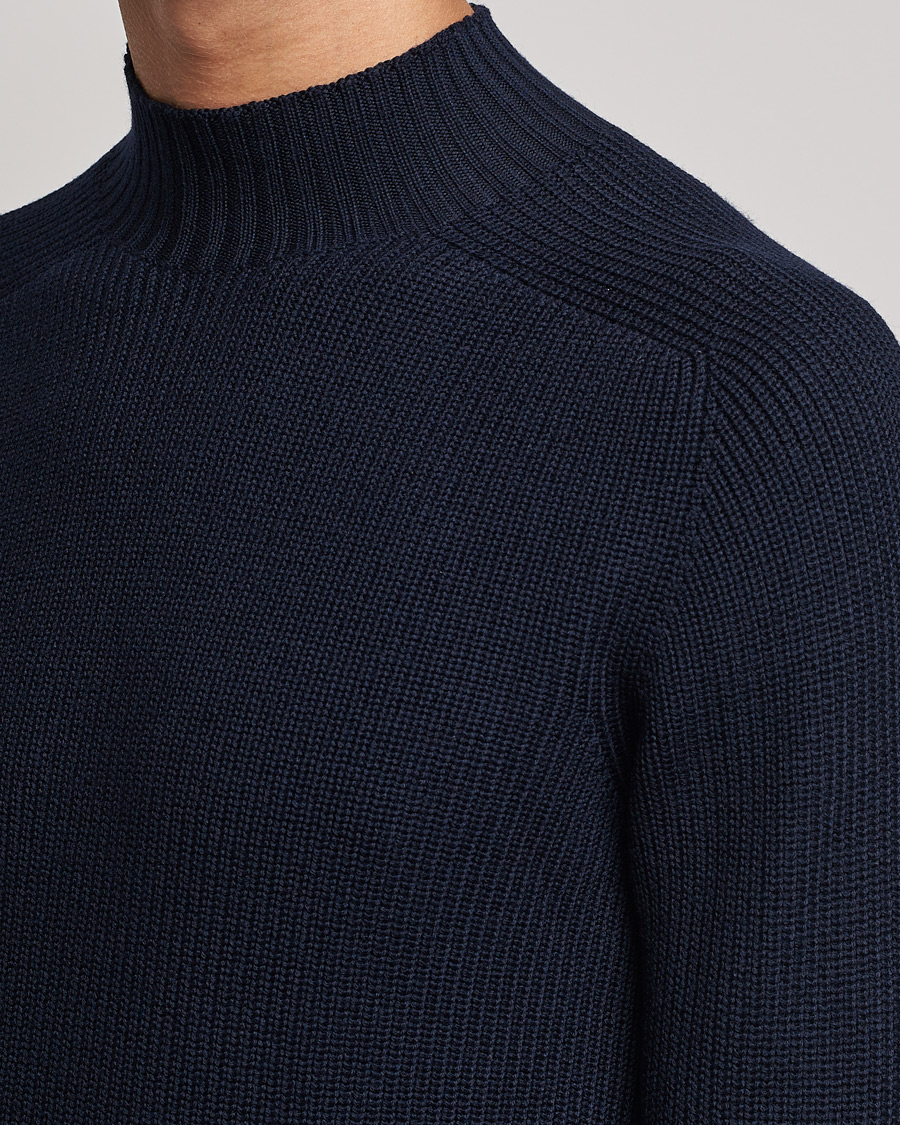 Mies | Puserot | Gran Sasso | Rainwool Mock Neck Navy