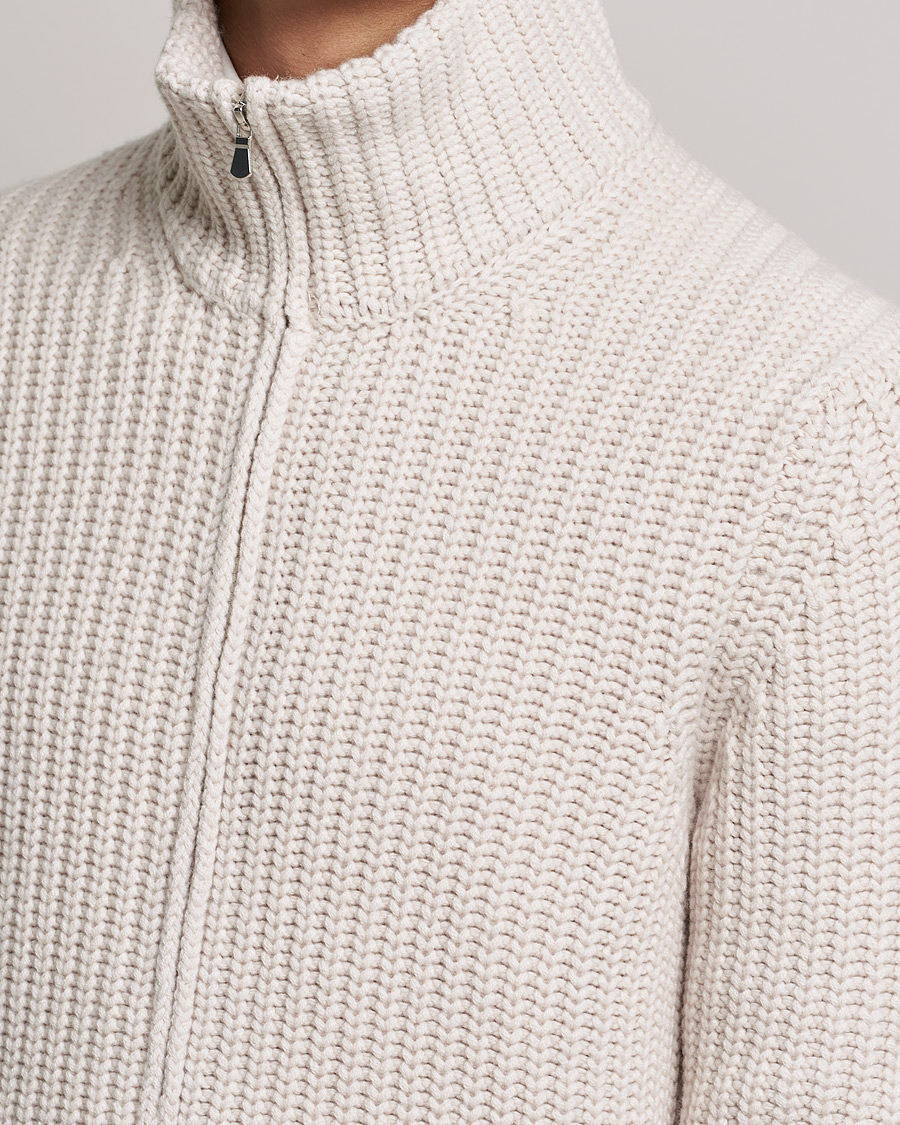 Mies | Puserot | Gran Sasso | Heavy Wool/Cashmere Full Zip Beige