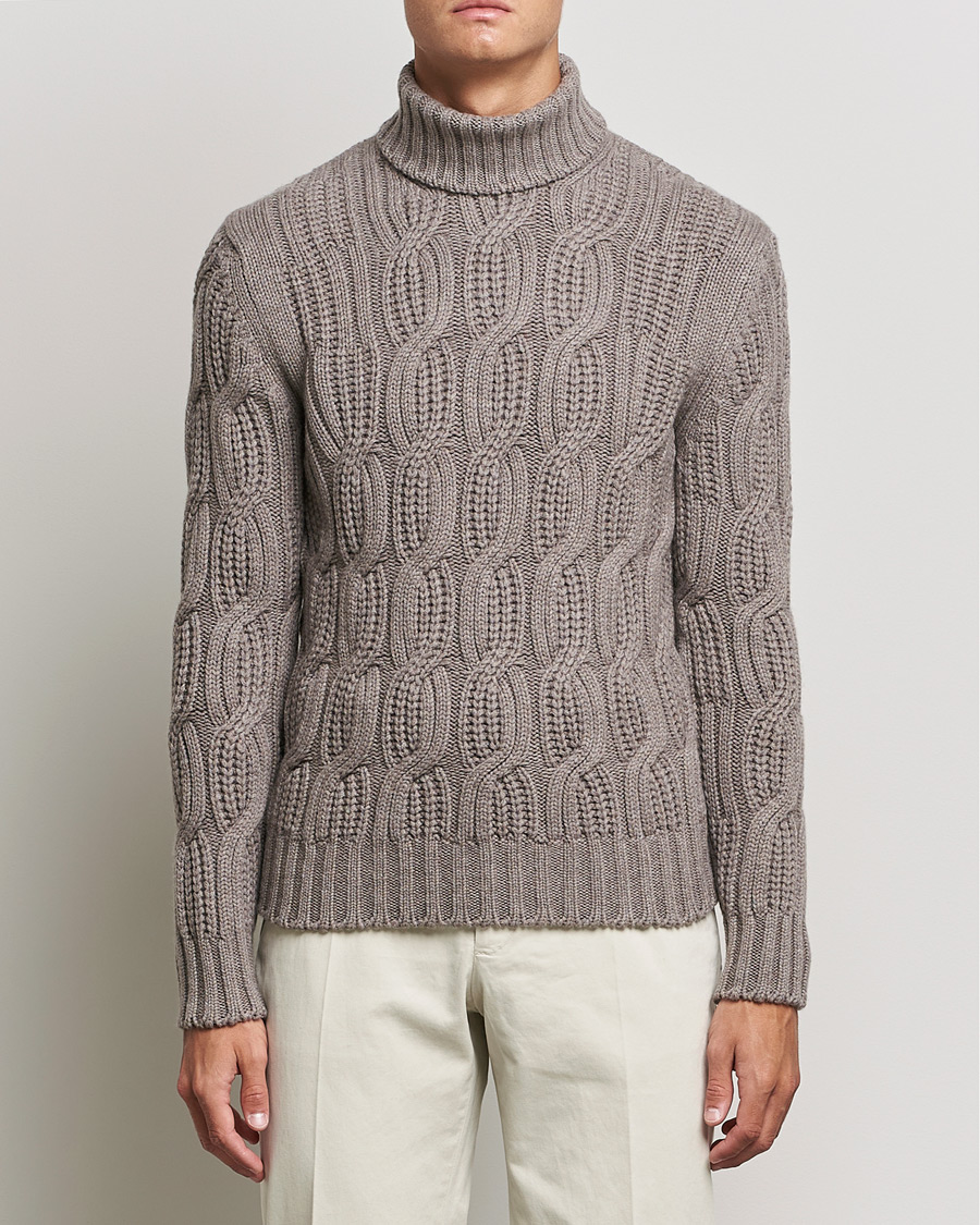 Mies | Puserot | Gran Sasso | Cable Knitted Wool/Cashmere Roll Neck Brown