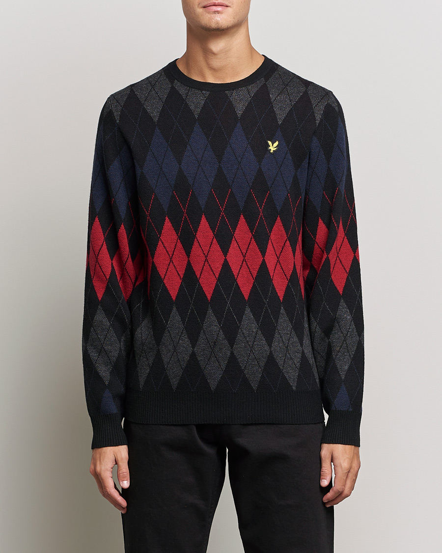Mies | Puserot | Lyle & Scott | British Argyle Crew Neck Black
