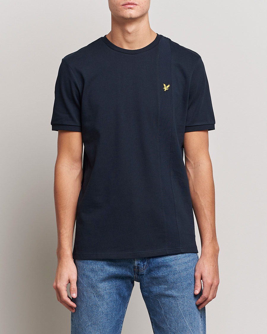 Mies | T-paidat | Lyle & Scott | Panelled Tee Navy