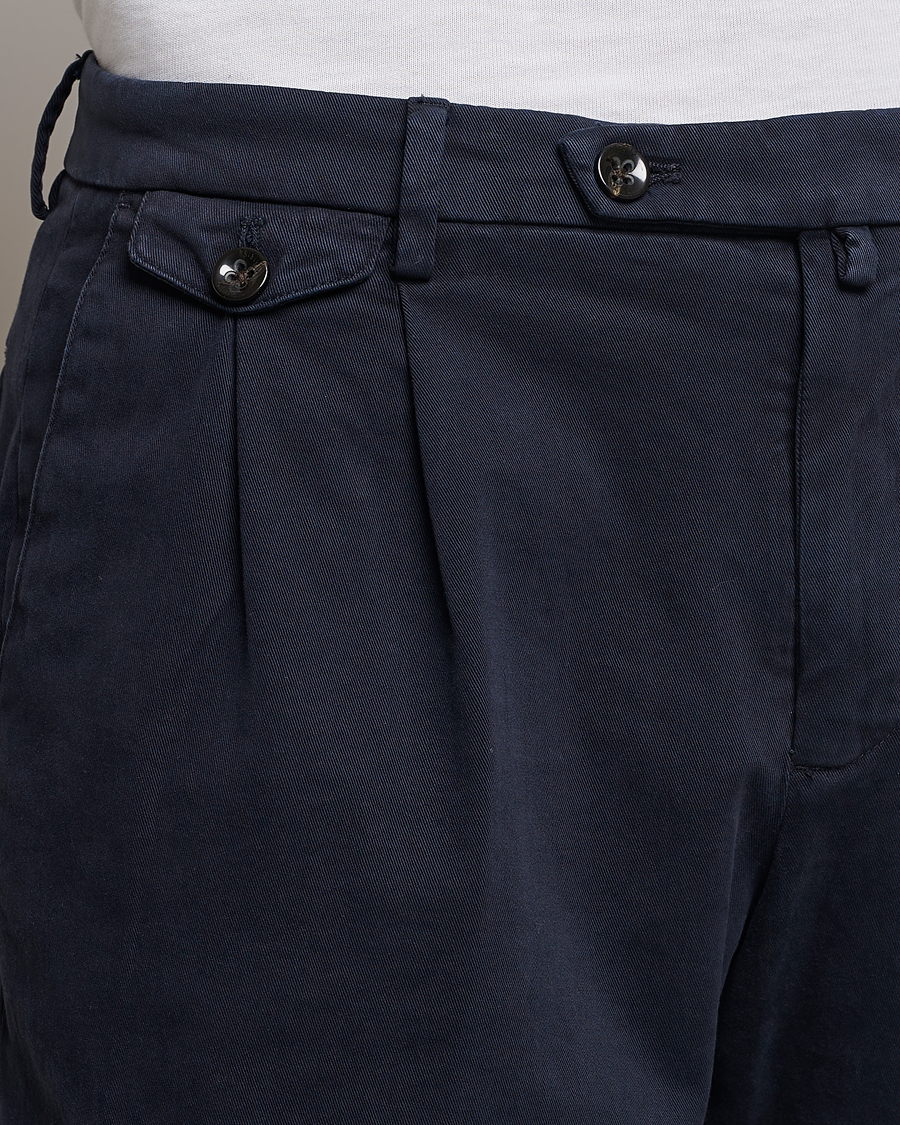 Mies | Housut | Briglia 1949 | Easy Fit Pleated Cotton Stretch Chino Navy