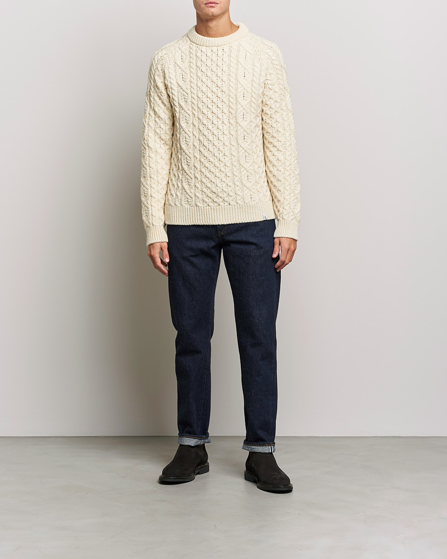 Mies | Puserot | Peregrine | Hudson Wool Aran Knitted Jumper Cream