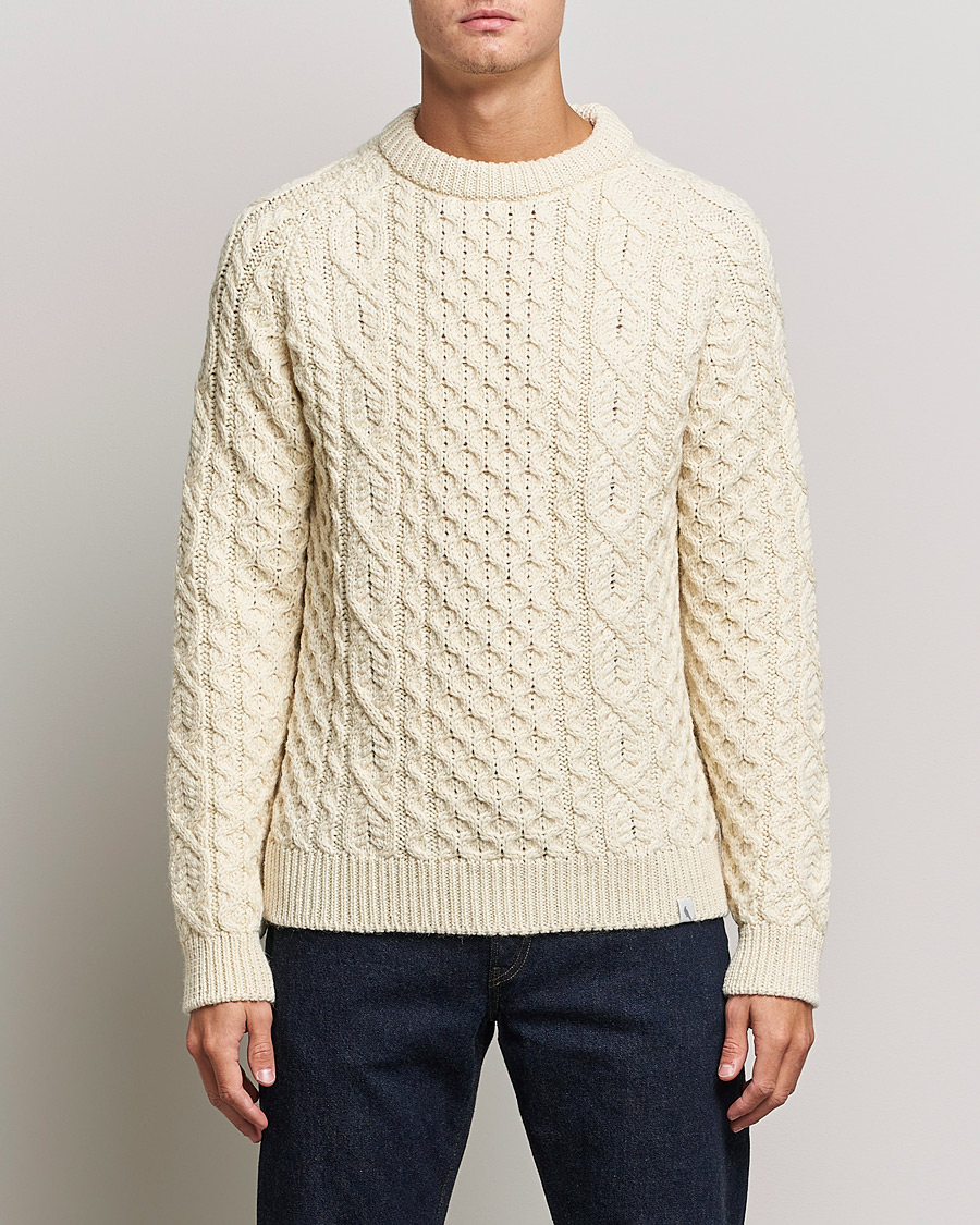 Mies | Puserot | Peregrine | Hudson Wool Aran Knitted Jumper Cream
