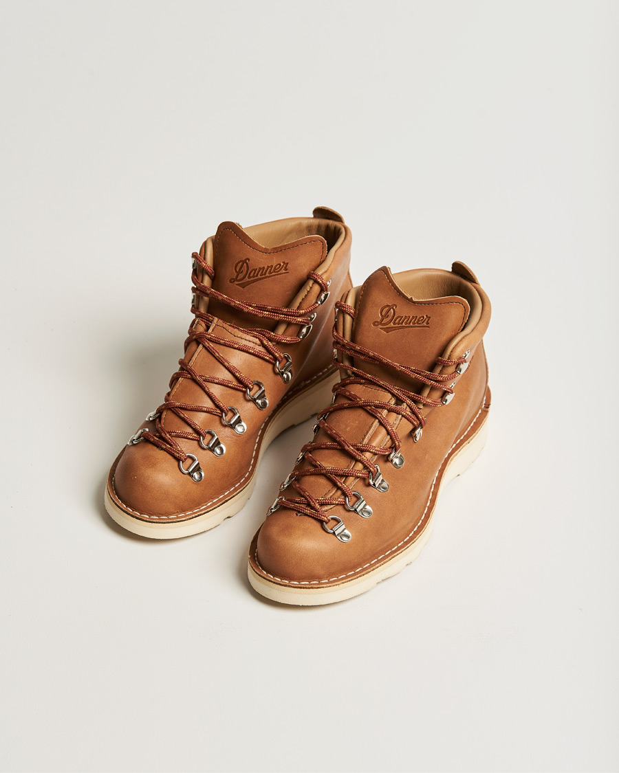 Mies | Nilkkurit | Danner | Mountain Light GORE-TEX Boot Kenton
