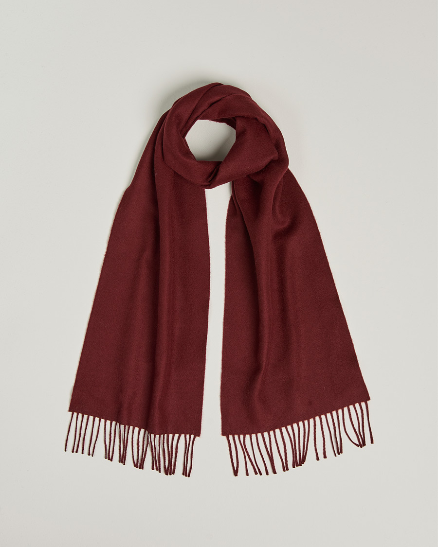Mies | Begg & Co Vier Lambswool/Cashmere Solid Scarf Wine | Begg & Co | Vier Lambswool/Cashmere Solid Scarf Wine