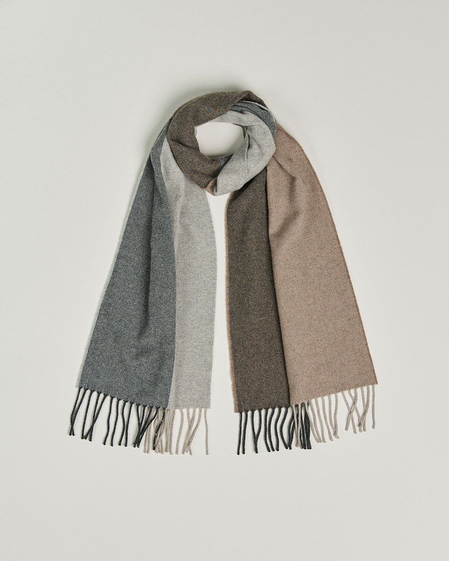 Mies | Begg & Co Brook Recycled Cashmere/Merino Scarf Natural | Begg & Co | Brook Recycled Cashmere/Merino Scarf Natural