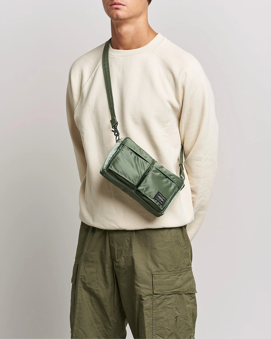 Mies | Olkalaukut | Porter-Yoshida & Co. | Tanker Small Shoulder Bag Sage Green