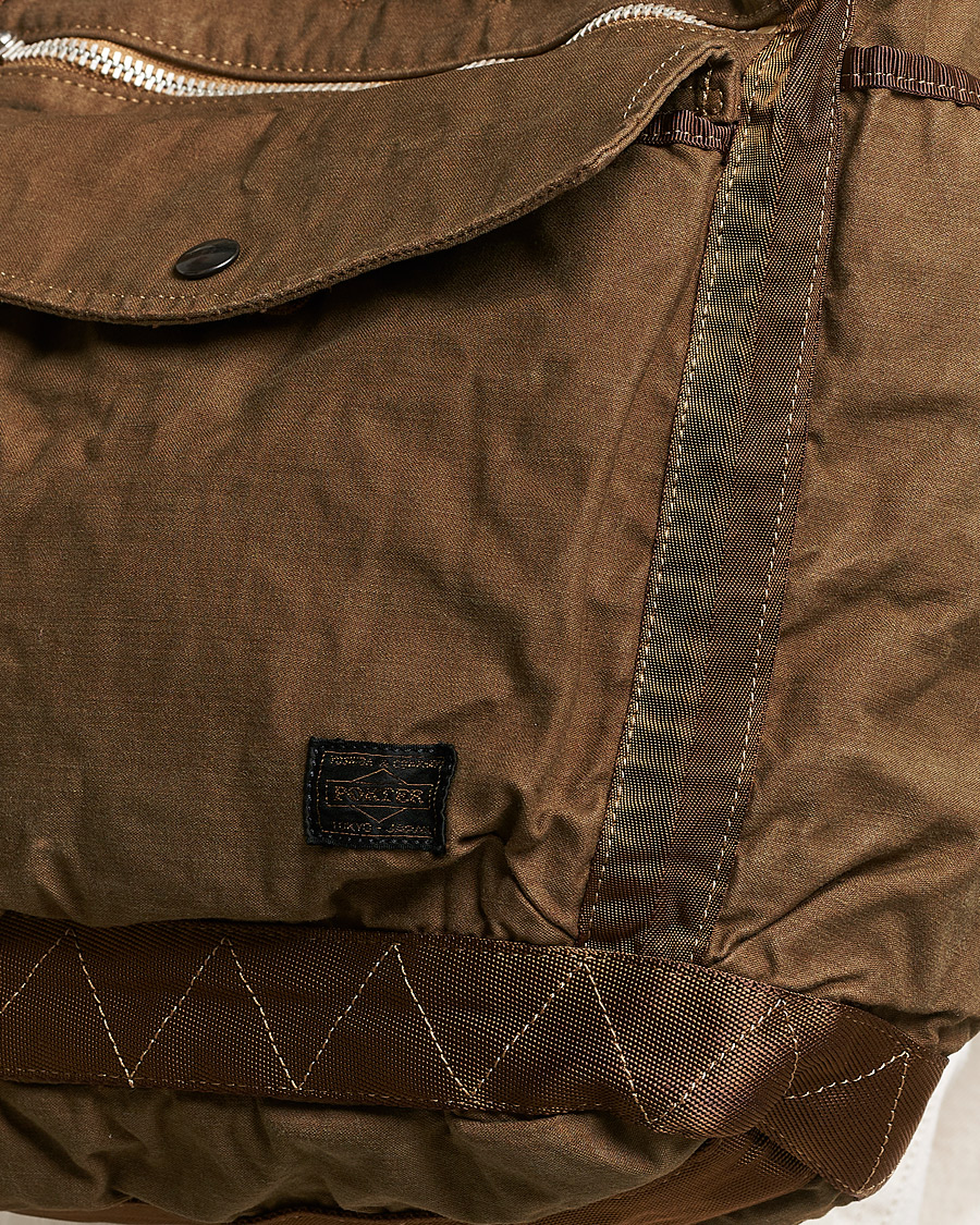 Mies | Porter-Yoshida & Co. Crag Shoulder Bag Coyote | Porter-Yoshida & Co. | Crag Shoulder Bag Coyote