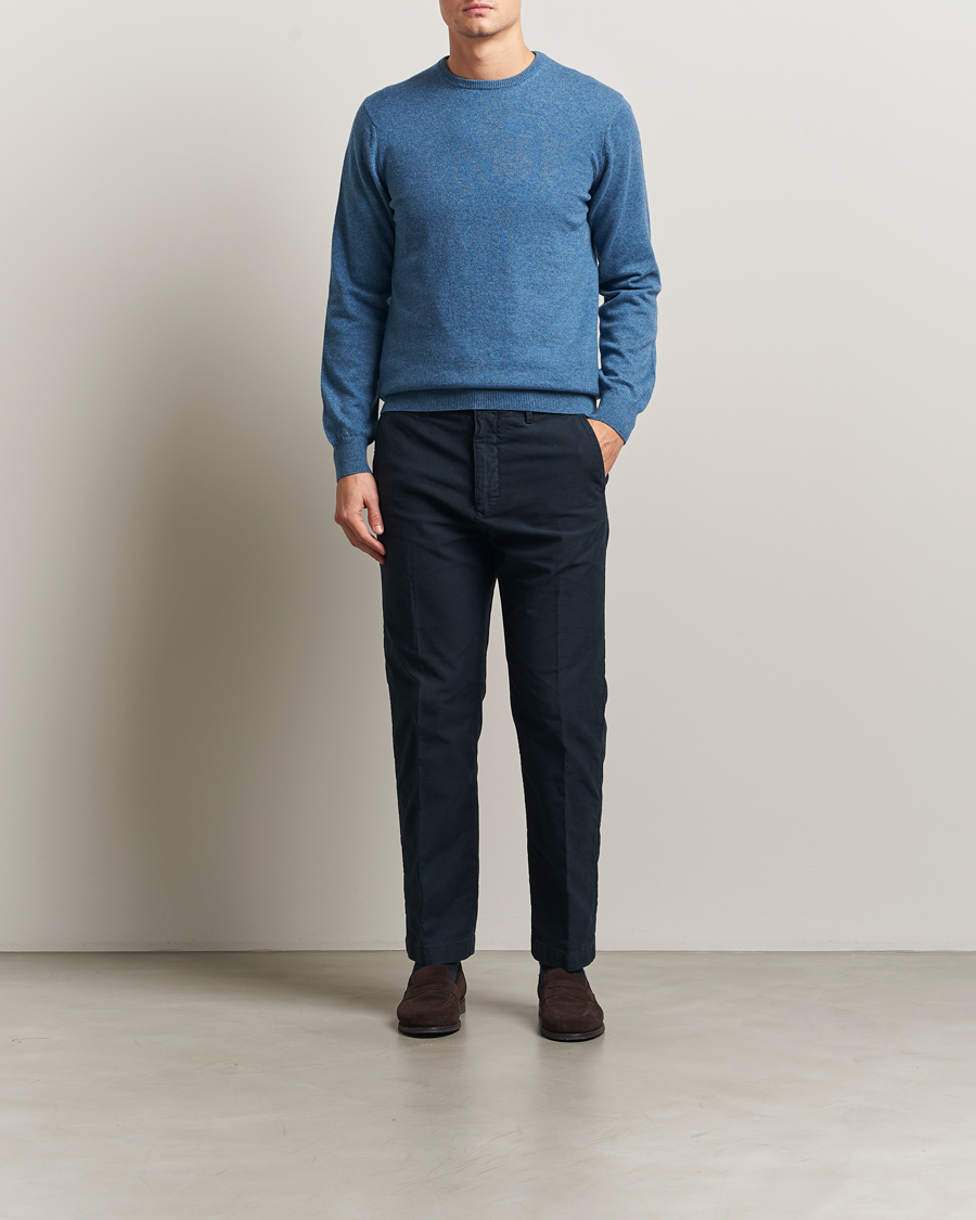 Mies | Puserot | Piacenza Cashmere | Cashmere Crew Neck Sweater Light Blue