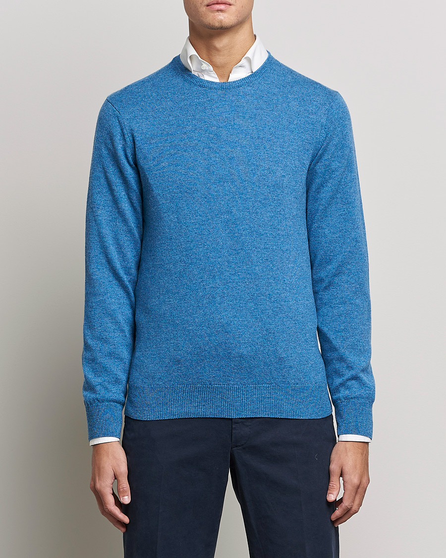 Mies | Tyylitietoiselle | Piacenza Cashmere | Cashmere Crew Neck Sweater Light Blue