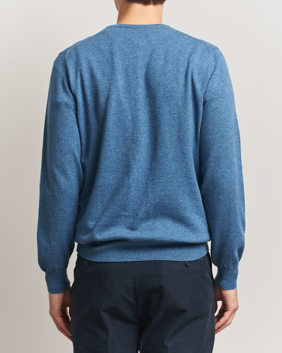 Mies | Puserot | Piacenza Cashmere | Cashmere Crew Neck Sweater Light Blue