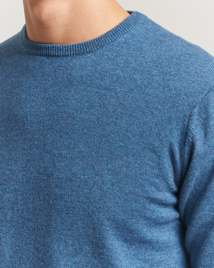 Mies | Puserot | Piacenza Cashmere | Cashmere Crew Neck Sweater Light Blue