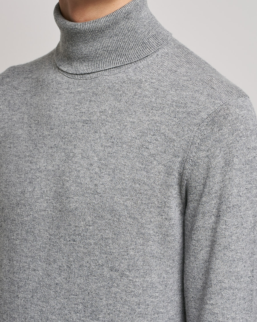 Mies | Puserot | Piacenza Cashmere | Cashmere Rollneck Sweater Light Grey