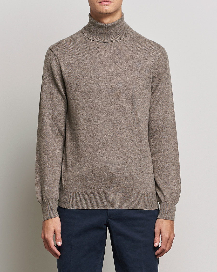 Mies | Kashmirneuleet | Piacenza Cashmere | Cashmere Rollneck Sweater Brown