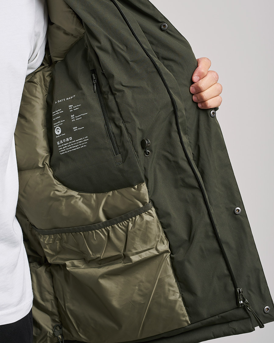 Mies | Takit | A Day's March | Caraz Puffer Parka Olive