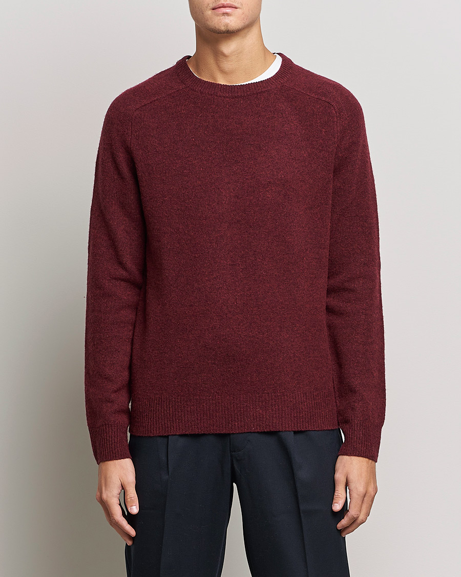 Mies | A Day's March | A Day's March | Brodick Lambswool Sweater Wine