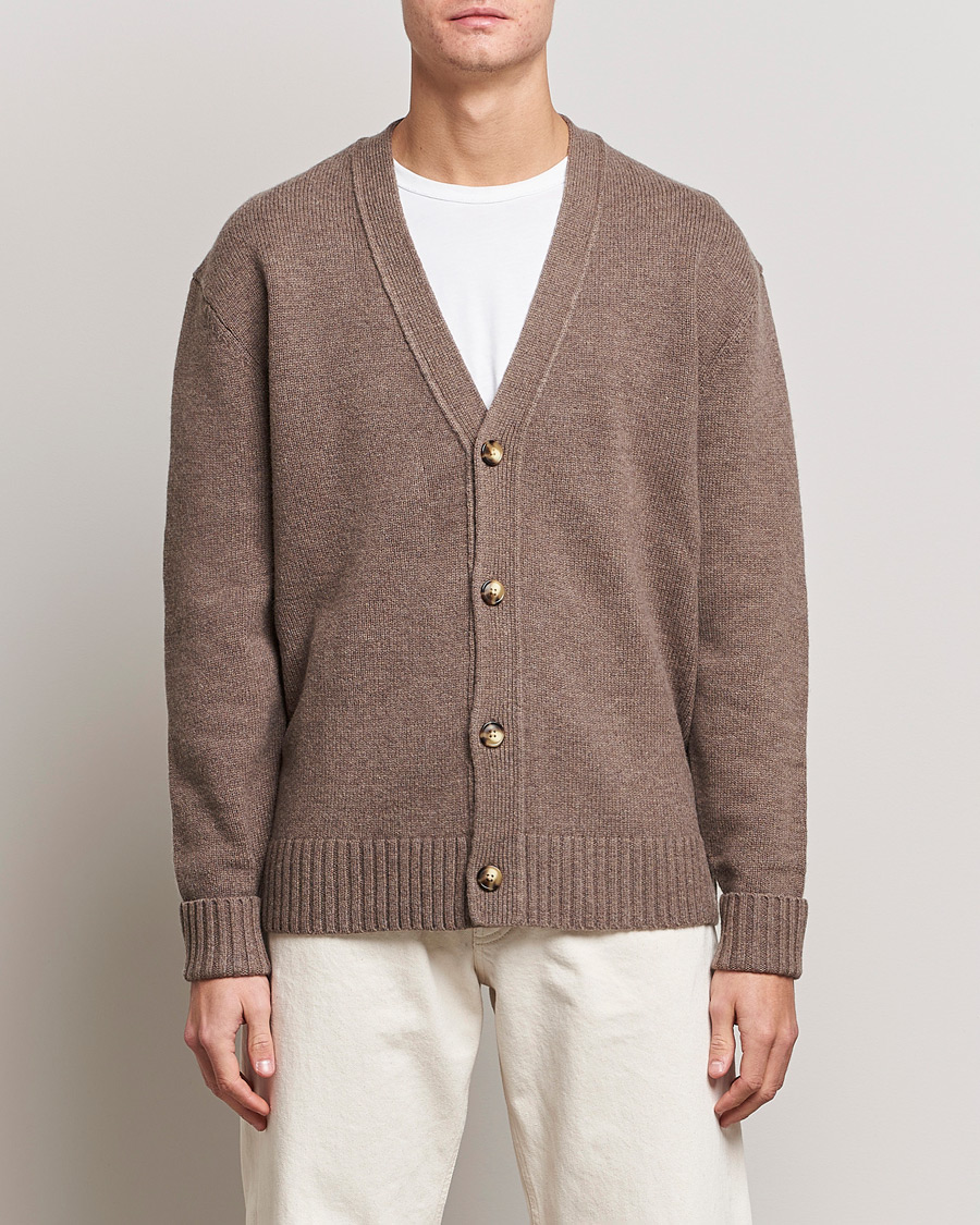 Mies | Puserot | A Day's March | Snag Lambswool Cardigan Taupe Melange